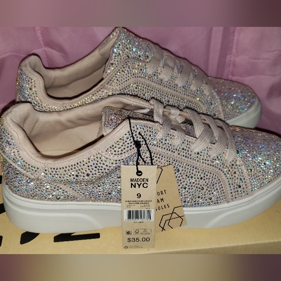 Madden NYC Rhinestone Lace Up Platform Sneaker Size 9 Blush - Picture 3 of 5